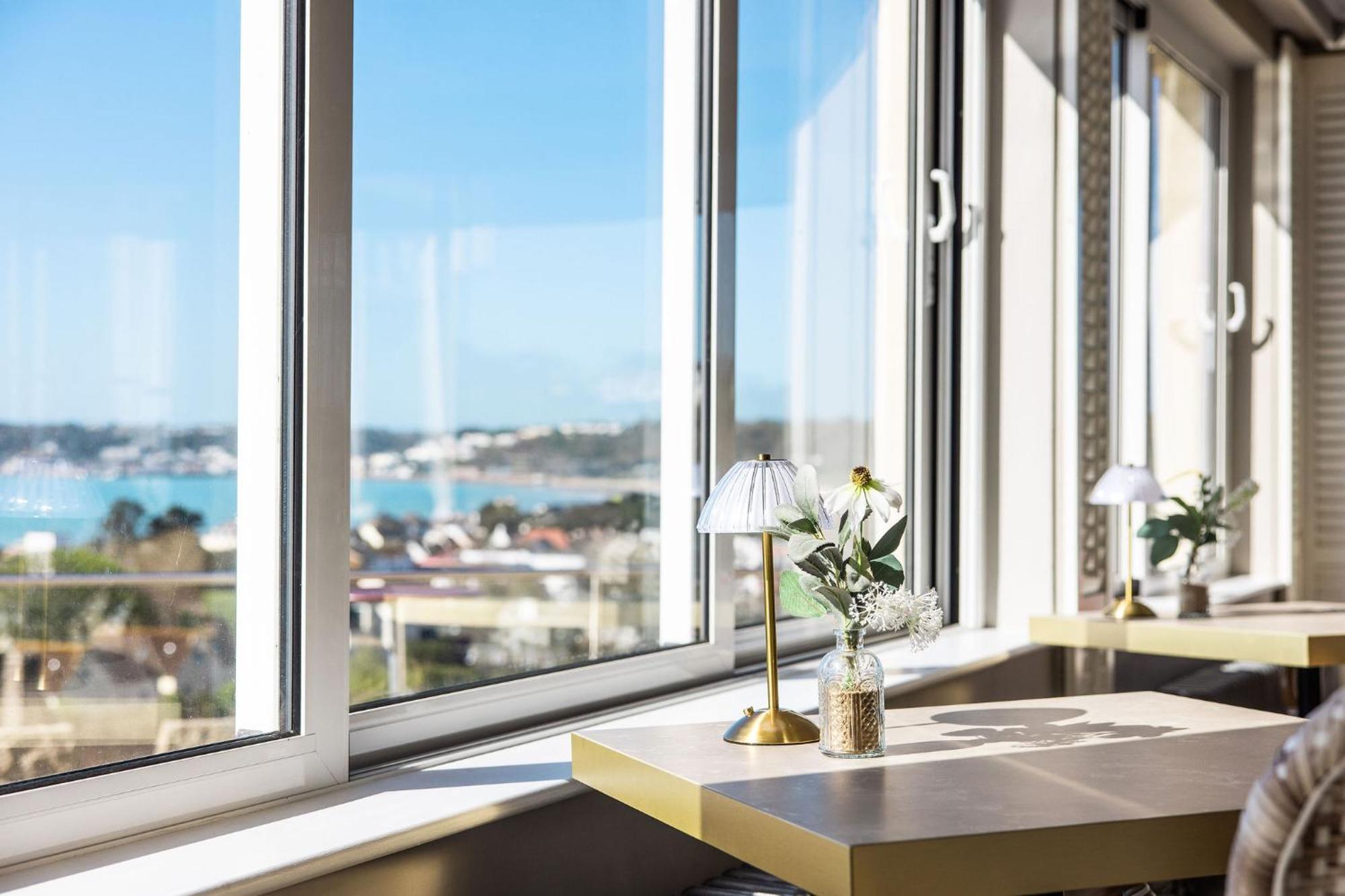 Hotel Cristina St Lawrence Ngoại thất bức ảnh